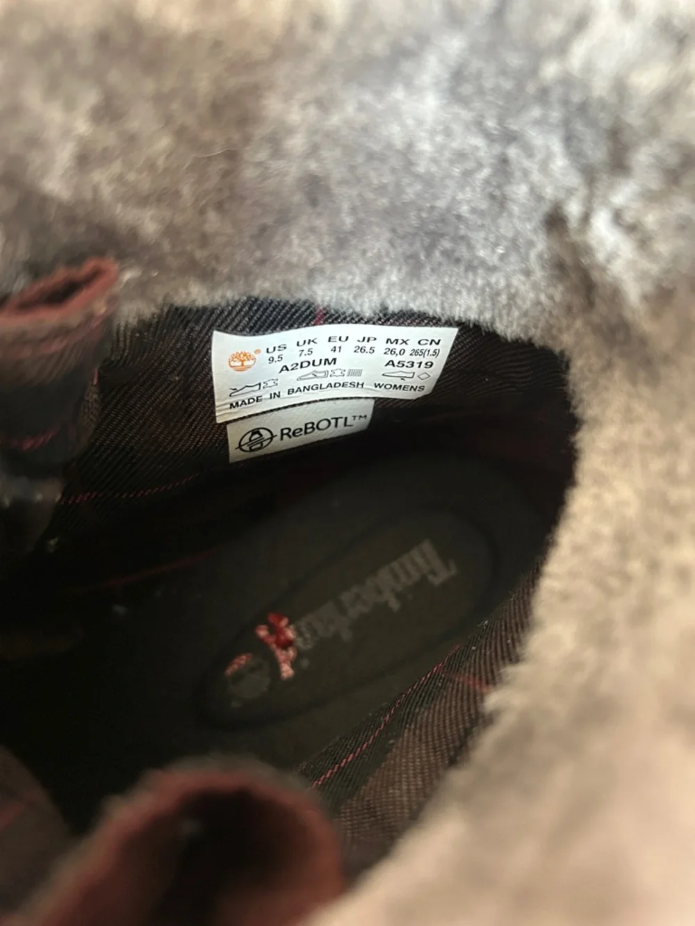 Timberland Burgundy Lace-Up Faux-Fur Cuff Winter Boots - Picture 2 of 5